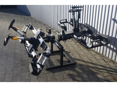Stojak ekspozycyjny na dwie platformy rowerowe